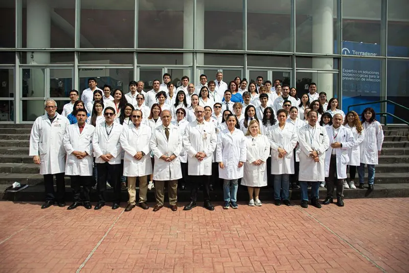 Foto grupal del equipo 4